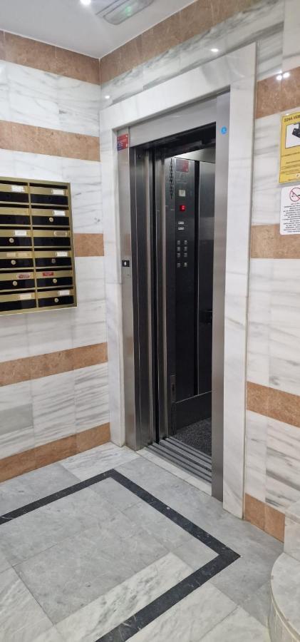 Plaza Santa Ana Apartment Benidorm Ngoại thất bức ảnh