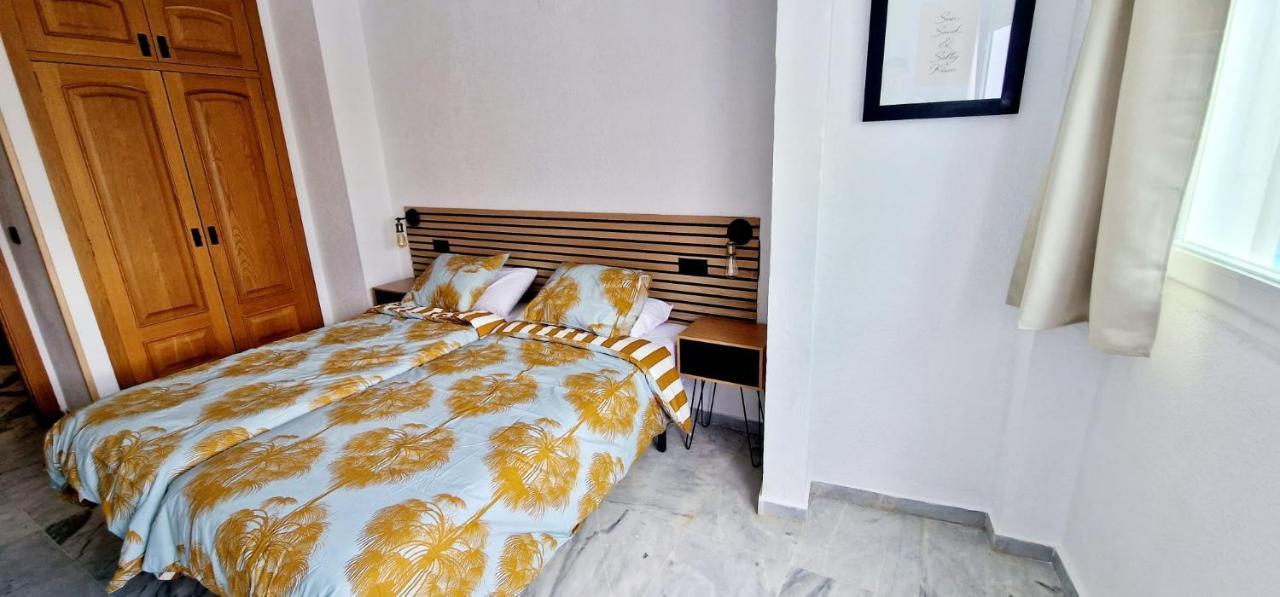 Plaza Santa Ana Apartment Benidorm Ngoại thất bức ảnh